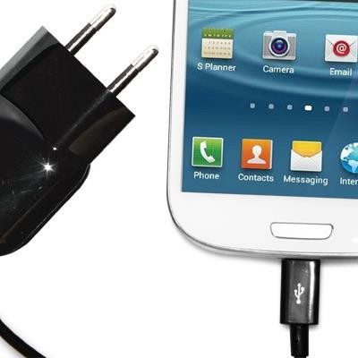 PURO Mini Travel Charger - Przenośna ładowarka sieciowa z kablem Micro USB (czarny) MTCMICROBLK