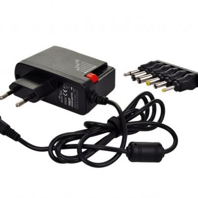 Solight Uniwersalny adapter sieciowy 2000mA
